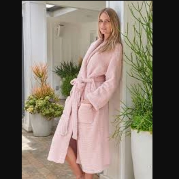 Barefoot Dreams Other - Sz 3 Barefoot Dreams Cozy Chic Adult Pink Robe 509